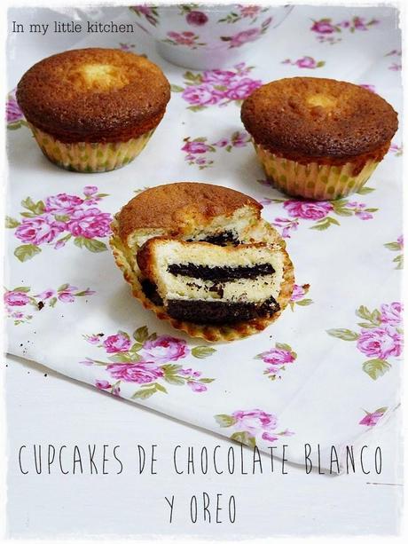 El asaltablogs: Cupcakes de chocolate blanco con oreo