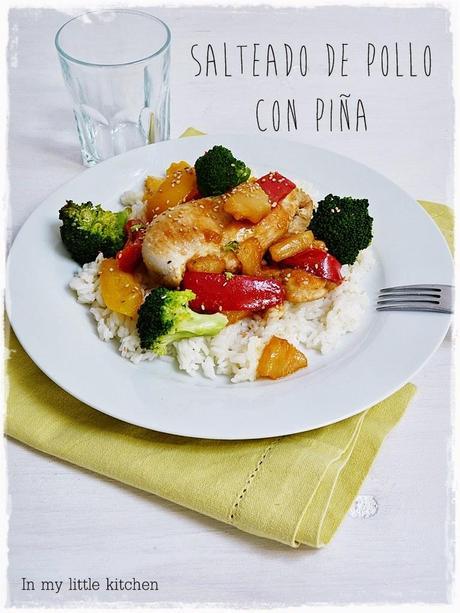 Salteado de pollo con piña