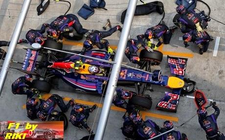 RED BULL PODRIA BUSCAR OTRO MOTORISTA SI RENAULT NO ACTUA
