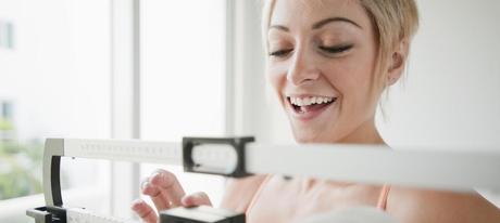 Para lograr adelgazar es imprescindible seguir unos rígidos horarios. (Rick Gomez/Corbis)