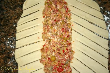 TRENZA RELLENA SALADA