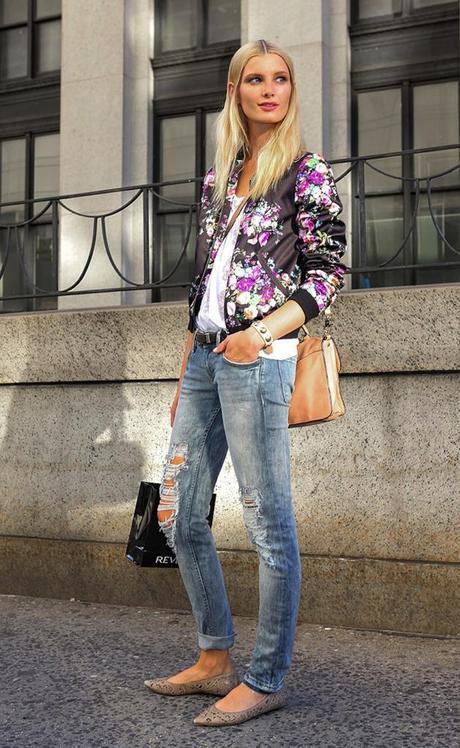 LET'S FACE SPRING WITH A BOMBER JACKET