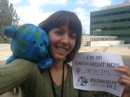 Los ‘selfies’ un ejercicio de narcisismo, adicción y posible desajuste mental GlobalSelfie -NASA