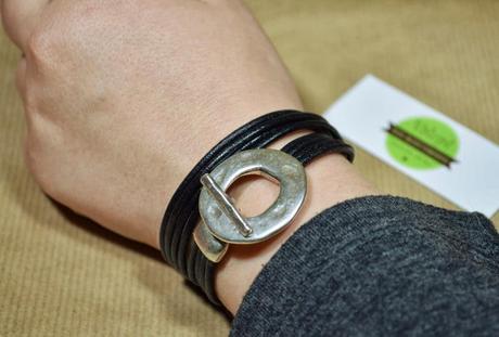 Nuevo en nuestra shop: Pulsera de cuero y zamak Emilie