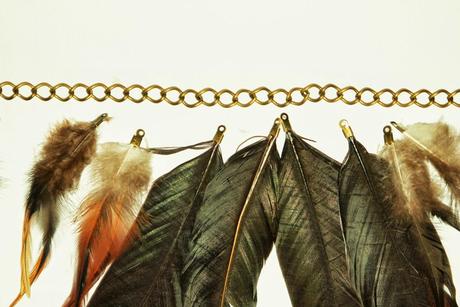 DIY: Feather Necklace