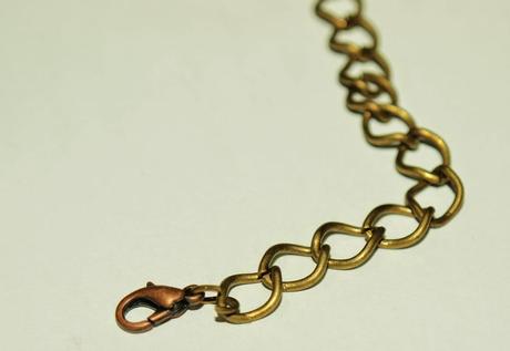 DIY: Feather Necklace