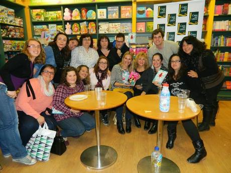 Club de Romántica Santa Valentina tiene un plan, de Regina Román 29.03.2014