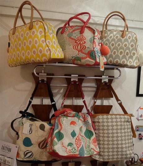 KM Family, diseño nórdico en ropa para niños, complementos y decoración de hogar km-family-bolsos-retro