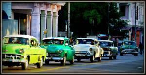 Estos maravillosos coches son lo que en Cuba le llaman 'máquinas'
