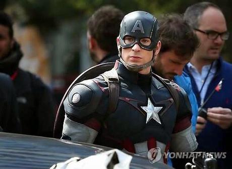 LOS VENGADORES: LA ERA DE ULTRON: EL CAPI Y LA VIUDA NEGRA EN EL SET DE RODAJE EN COREA DEL SUR