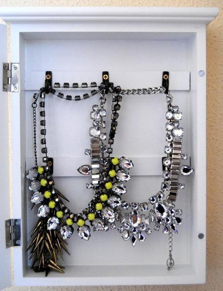 DIY: Jewelry organizer DIY: Jewelry organizer