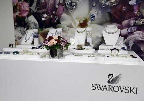barbara crespo opi gwen swarovski event jewels manicure nails fashion blogger outfit blog de moda barbara crespo opi gwen swarovski event jewels manicure nails fashion blogger outfit blog de moda