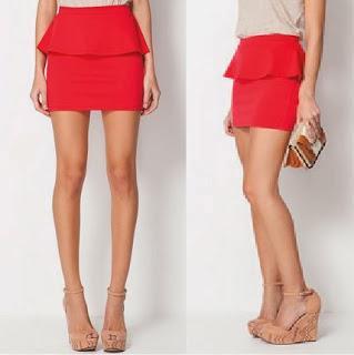 CON FALDAS Y A LO LOCO