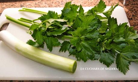 CHAMPIÑONES RELLENOS DE VERDURAS