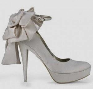 Los zapatos de la novia / Bridal's Shoes