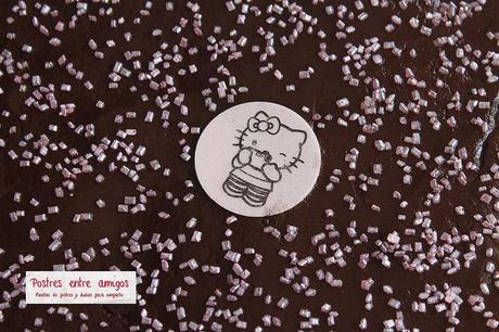 Bizcocho de chocolate y mazapán