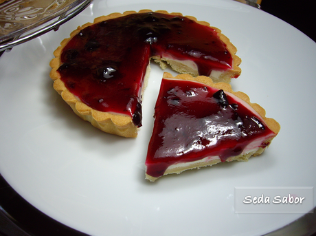 Tarta de queso con base sablé de almendra