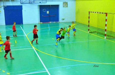 ENTRE CHARCAS Y COLEGIOS