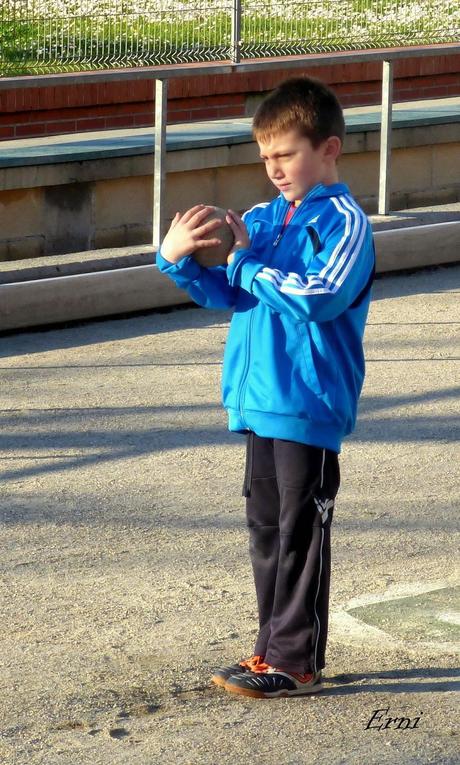 ENTRE CHARCAS Y COLEGIOS