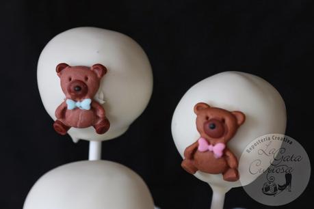 CAKE POPS DE DONUTS PARA BAUTIZOS