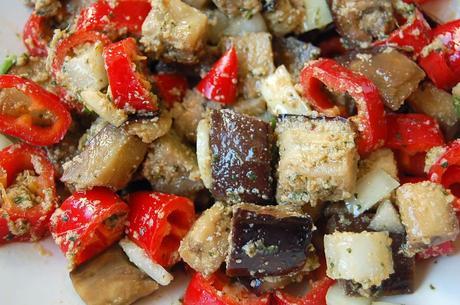 ENSALADA DE BERENJENAS CON SALSA DE ALMENDRAS Y ALCAPARRAS