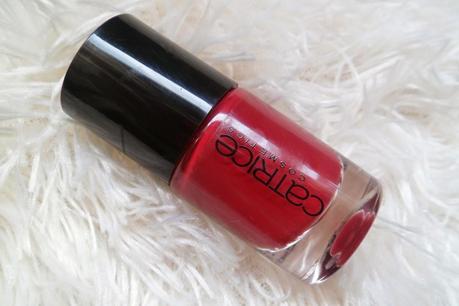 Ultimate Nail Lacquer de Catrice: 25 Robert´s Red Ford