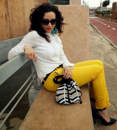 AmarilloPorFavor-YellowPlease-JauneS'ilVousPlaît