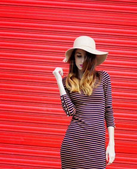 LOOK CON VESTIDO DE RAYAS, UN CLÁSICO INFALIBLE LOOK CON VESTIDO DE RAYAS, UN CLÁSICO INFALIBLE