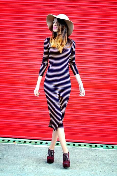 LOOK CON VESTIDO DE RAYAS, UN CLÁSICO INFALIBLE LOOK CON VESTIDO DE RAYAS, UN CLÁSICO INFALIBLE