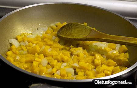 Champiñones rellenos de al horno