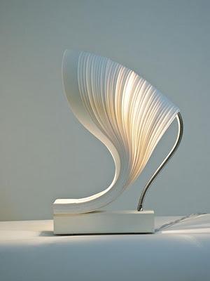 http://1.bp.blogspot.com/-LLx4UioDzHk/TuZPXNvEbII/AAAAAAAAUcs/Rq3JNVGY05w/s1600/unique-beautiful-interior-table-lamp-design.jpg