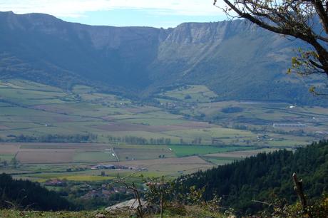 Valle alto del Nervión. Al otro lado está Burgos.