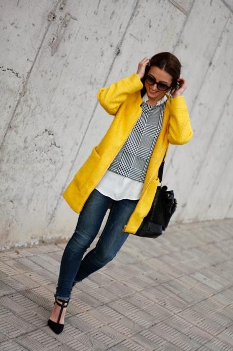 Yellow coat & houndstooth