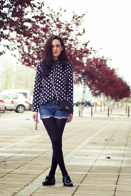 DOTSPolka dot shirt: Persun , Shorts:Levi`s, Oxfords: Aso...