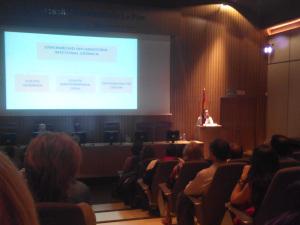 Dra. Martín Arranz en la V jornada de pacientes con Eii