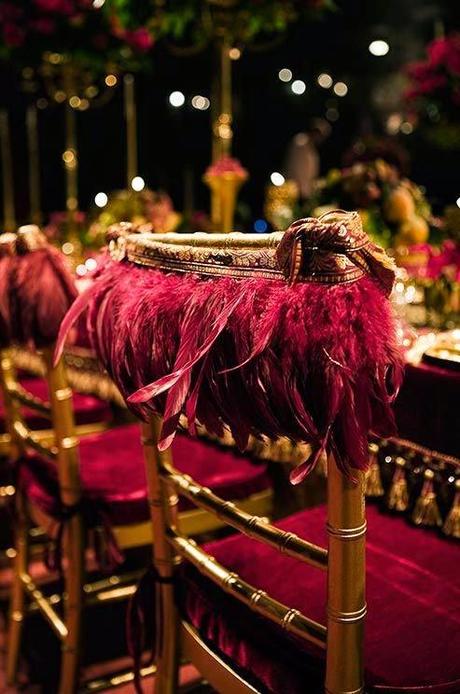 Es Tendencia: adornar las preciosas sillas de banquete (II)