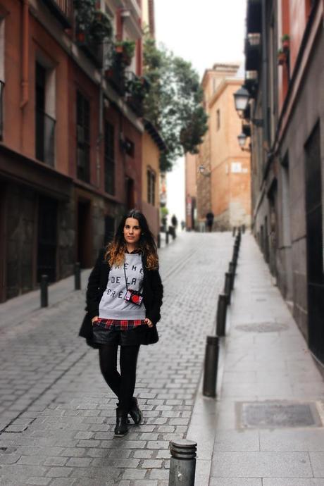 Madrid trip III: sweatshirt + tartan