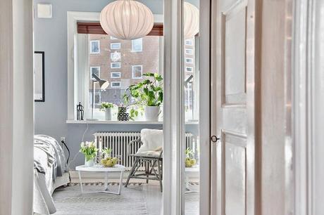 Sencillo, práctico y femenino Sencillo, práctico y femenino