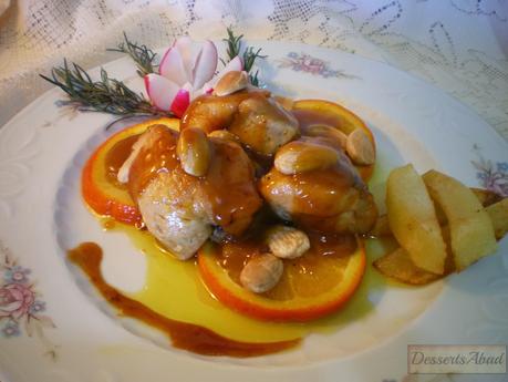 Pollo salteado con  almendras y naranjas 