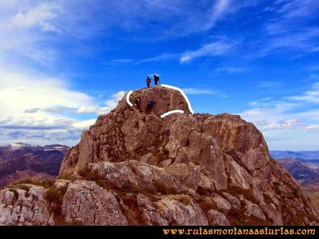 Ruta pico Gorrión - Mayor: Iniciando el descenso