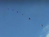 Paracaidista graba roca espacial…