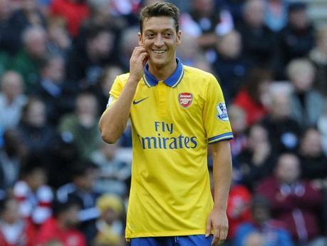 mesut-ozil-arsenal-sunderland-premier-league_3004726