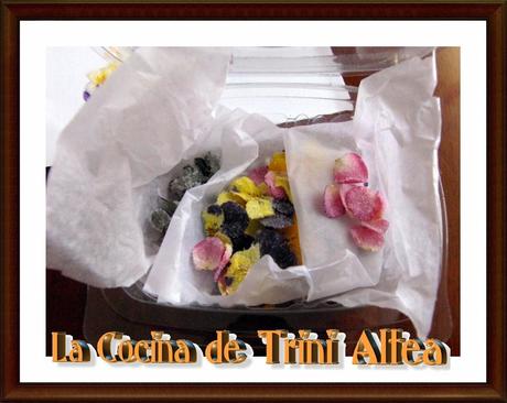 FLORES COMESTIBLES CRISTALIZADAS CON AZÚCAR