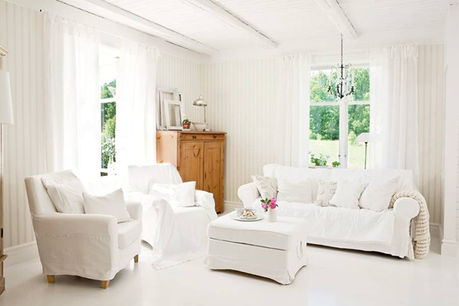 EL COTTAGE DE UNA BLOGGER DE DECORACIÓN CON TODO EL ENCANTO DEL VINTAGE