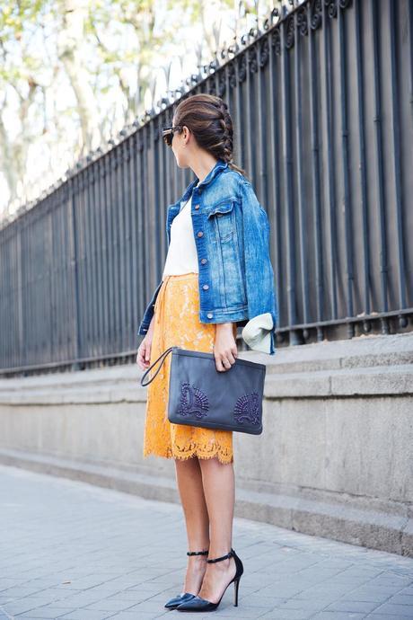 Twin_Set-Orange_Lace_Skirt-Denim_Jacket-Midi_Skirt-Street_Style-ouftit-22