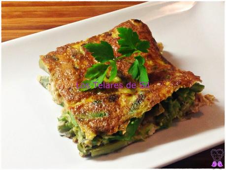 TORTILLA DE ESPÁRRAGOS, NUECES Y GAMBAS