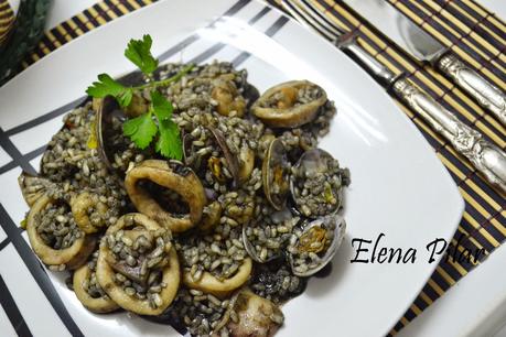 Arroz negro con calamar y almejas (integral)