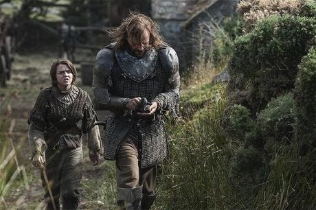 Maisie-Williams-and-Rory-McCann-in-Game-of-Thrones