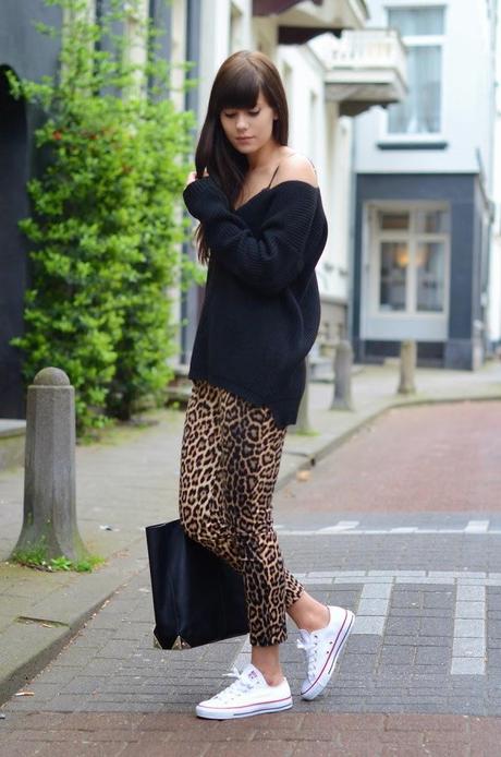 UN LOOK PARA CADA DIA DE LA SEMANA (V).-