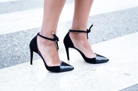 Black_Outfit-Studded_Jacket-Leather-Purificacion_Garcia_Shoes-Style-Street_Style-Collage_Vintage-18